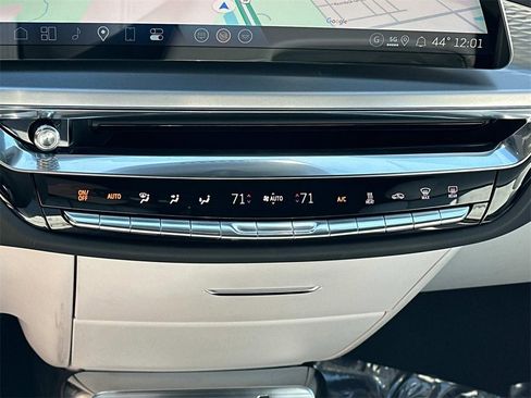 New 2025 Cadillac Lyriq Luxury image 13