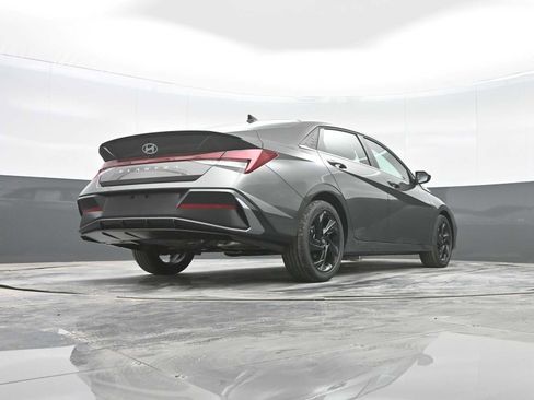 New 2026 Hyundai Elantra SEL Sport Premium image 26