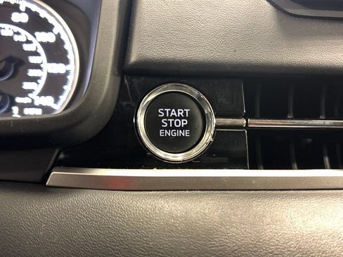 Used 2022 Mitsubishi Outlander ES FWD image 41