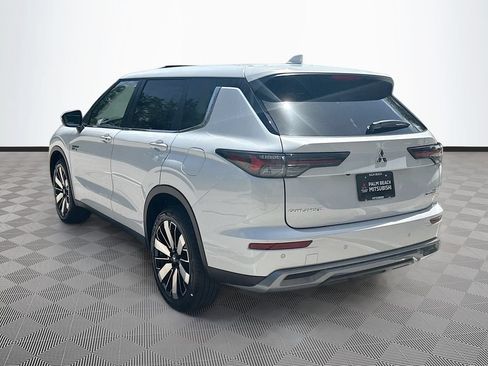New 2026 Mitsubishi Outlander SE AWD/4WD image 7