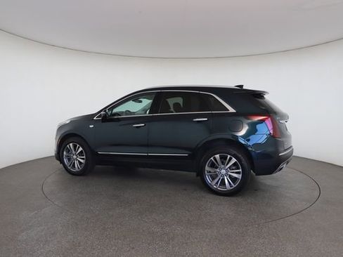 Used 2025 Cadillac XT5 Premium Luxury AWD/4WD image 9