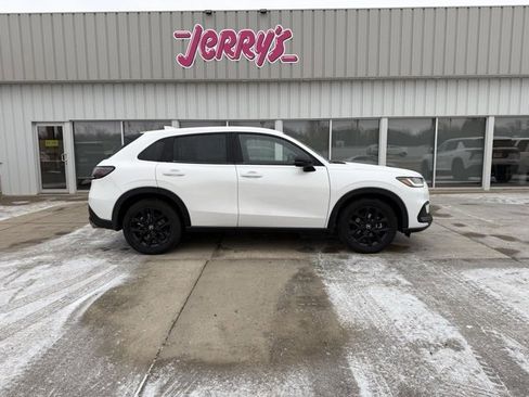 Used 2025 Honda HR-V Sport image 22