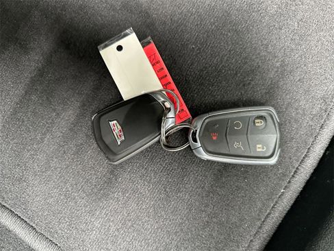 Used 2021 Cadillac XT6 Premium Luxury image 37