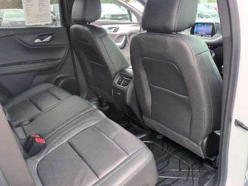 Certified 2022 Chevrolet Blazer LT w/ LPO, Black Accent Package image 39