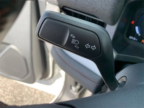 New 2025 Ford Explorer Active image 31