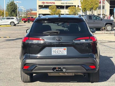 Certified 2024 Toyota Corolla Cross XSE image 4