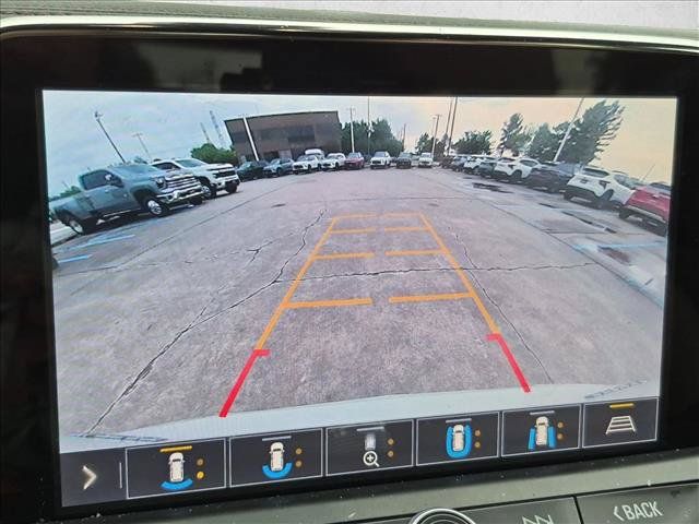 Used 2019 Chevrolet Blazer Premier w/ Sun and Wheels Package FWD image 8