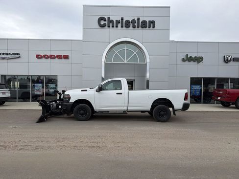 Used 2025 RAM 2500 Tradesman image 2