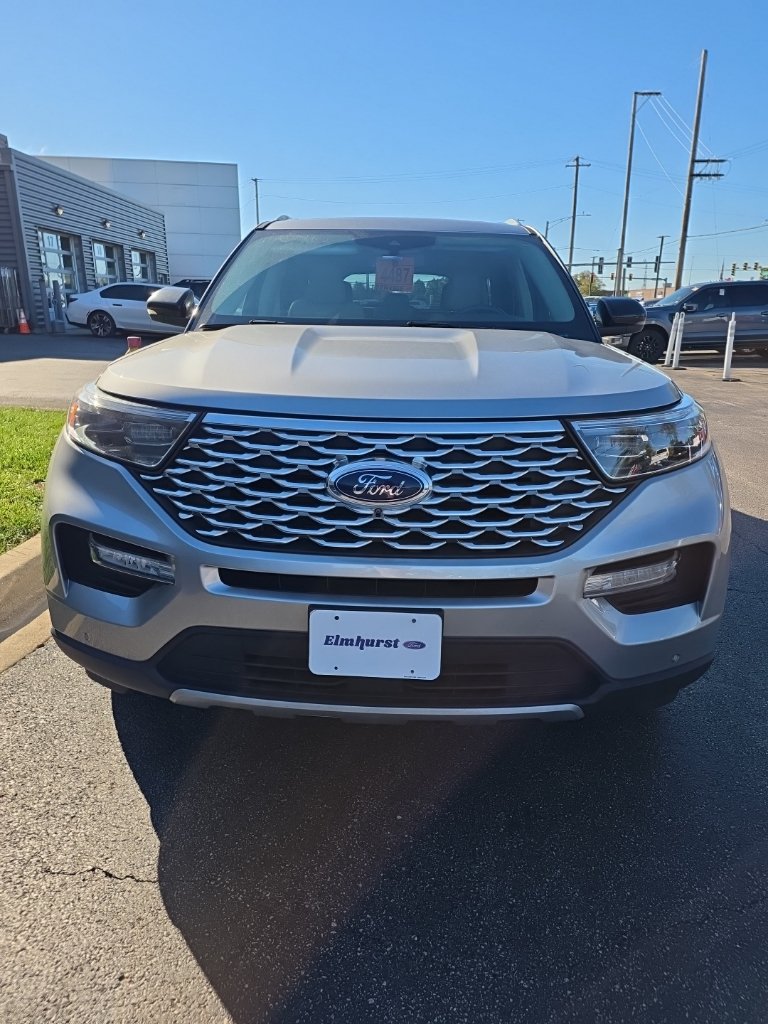 Used 2020 Ford Explorer Platinum w/ Premium Technology Package AWD/4WD image 10