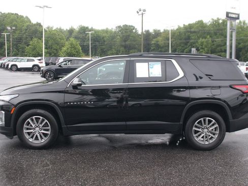 Used 2023 Chevrolet Traverse LT w/ LPO, Cargo Package AWD/4WD image 4