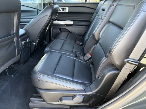 Used 2023 Ford Explorer XLT w/ Equipment Group 202A image 17