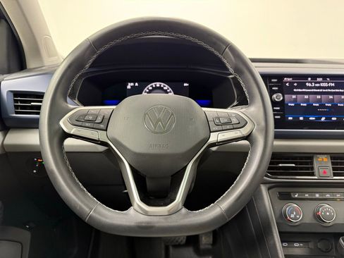 Used 2022 Volkswagen Taos SE image 23