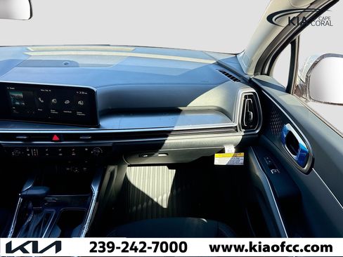 New 2026 Kia Sorento LX FWD image 16