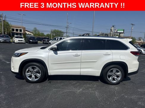 Used 2017 Toyota Highlander Limited w/ Carpet Mat Package AWD/4WD image 41