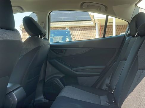 Used 2020 Subaru Impreza 2.0i Premium image 21