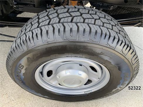 Used 2019 Ford F250 XL w/ Power Equipment Group image 20