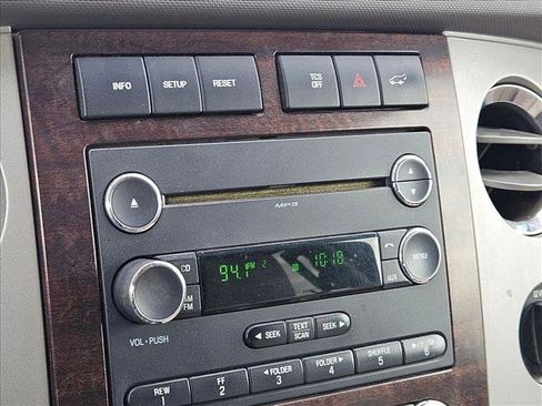 Used 2014 Ford Expedition XLT w/ Equipment Group 202A image 12