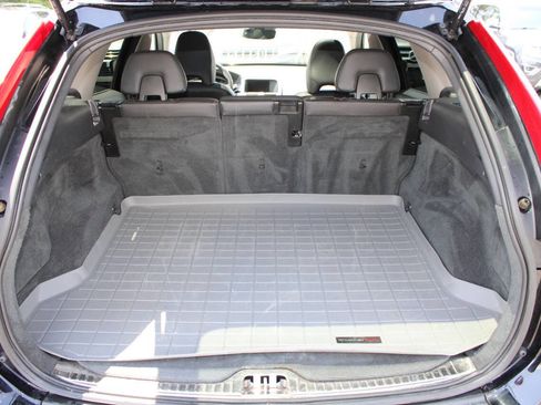 Used 2016 Volvo XC60 T5 Premier image 24