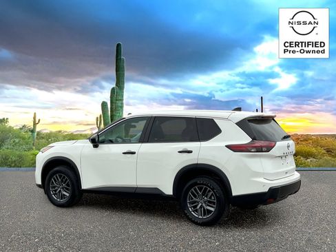 Certified 2024 Nissan Rogue S FWD image 4