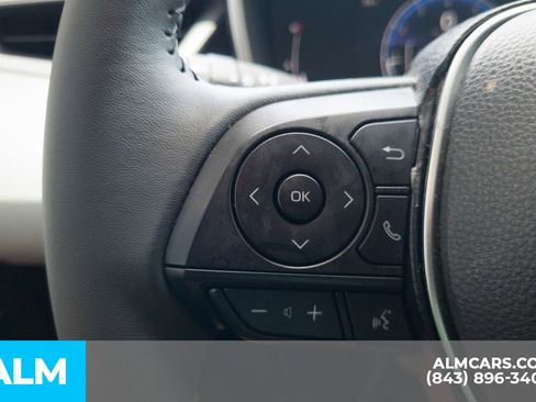 Used 2025 Toyota Corolla XSE FWD image 28