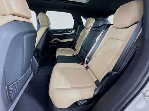 New 2026 Porsche Cayenne AWD/4WD image 24