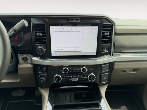 Certified 2026 Ford F450 Platinum w/ Platinum Plus Package AWD/4WD image 11