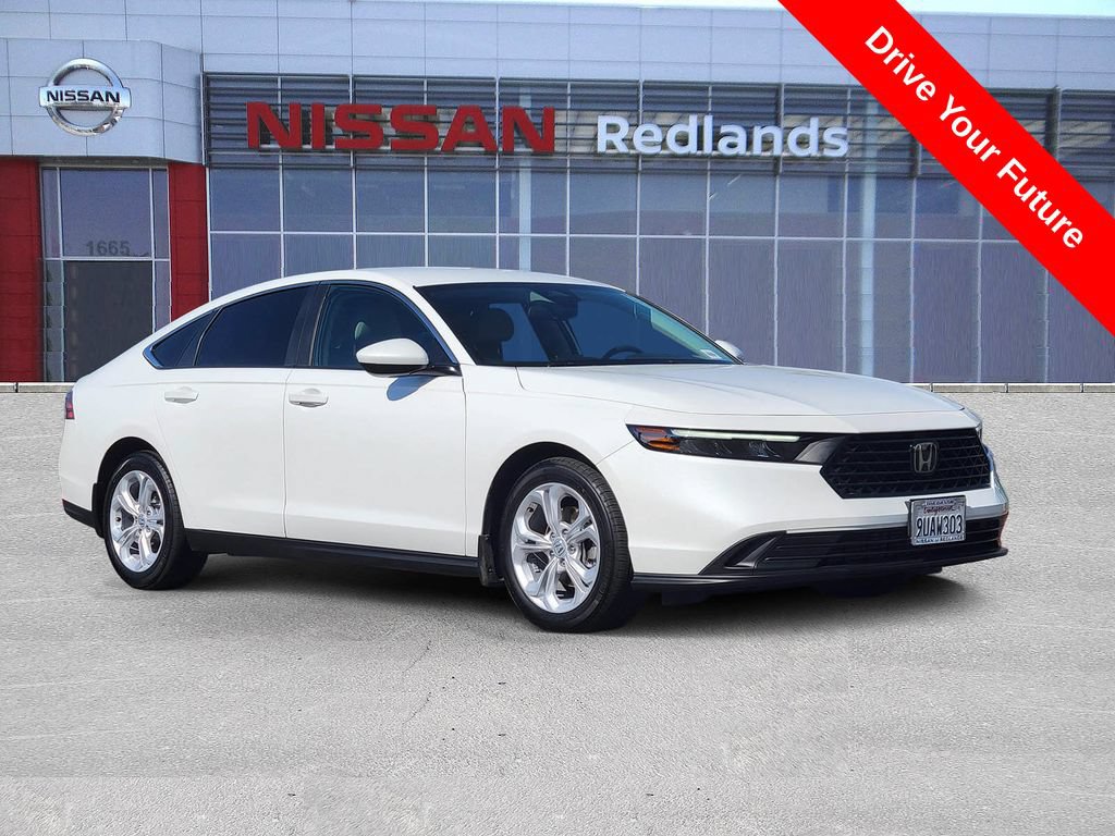 Used 2025 Honda Accord LX image 37