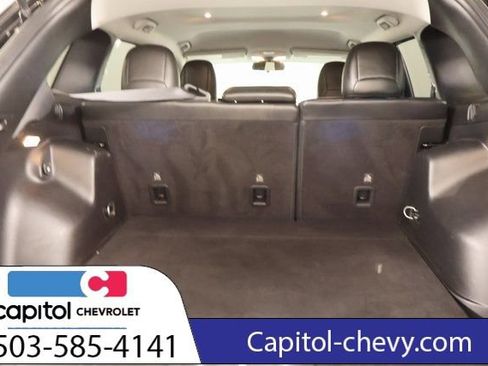 Used 2019 Jeep Cherokee Latitude Plus w/ Cold Weather Group FWD image 28