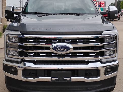 New 2026 Ford F350 Lariat w/ Chrome Package AWD/4WD image 3