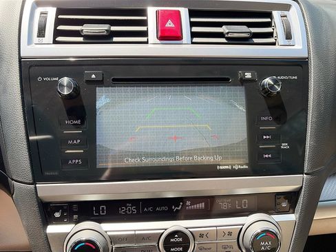 Used 2016 Subaru Outback 2.5i Premium AWD/4WD image 14