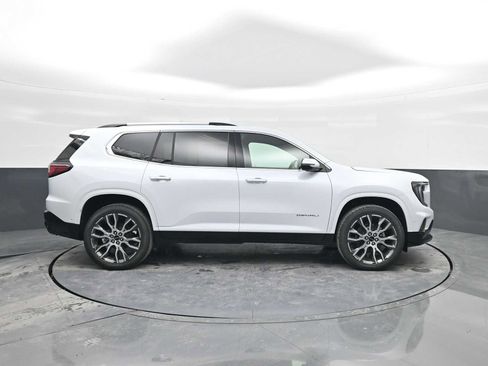 New 2026 GMC Acadia Denali Ultimate image 9