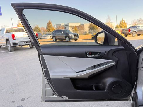 Used 2015 Lexus IS 250 w/ F-Sport Package image 18