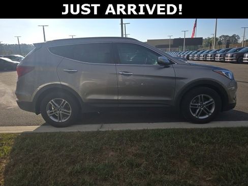 Used 2018 Hyundai Santa Fe Sport w/ 2.4L Value Package 02 image 3