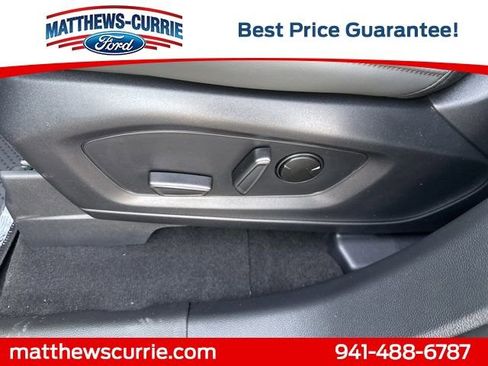 New 2026 Ford Explorer Active w/ Active Comfort Package image 9