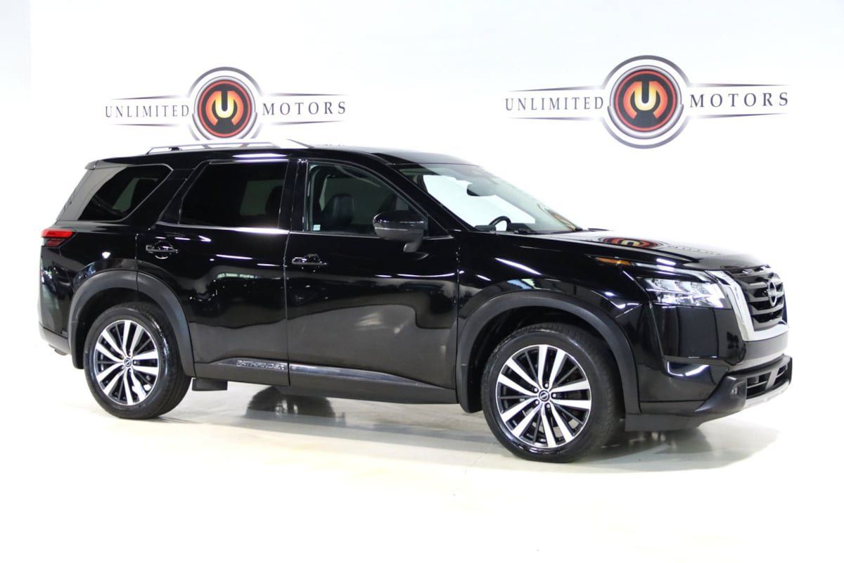 Used 2022 Nissan Pathfinder Platinum AWD/4WD image 6