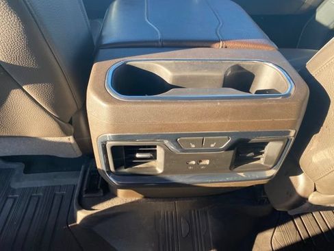 Used 2023 GMC Sierra 1500 Denali w/ Denali Reserve Package AWD/4WD image 13