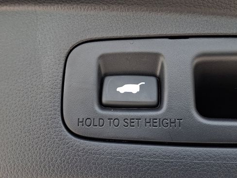 Used 2025 Honda CR-V EX-L image 31