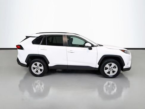 Used 2021 Toyota RAV4 XLE w/ Convenience Package AWD/4WD image 10