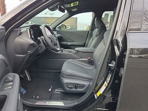 New 2026 Lexus TX 500h AWD w/ Technology Package image 4