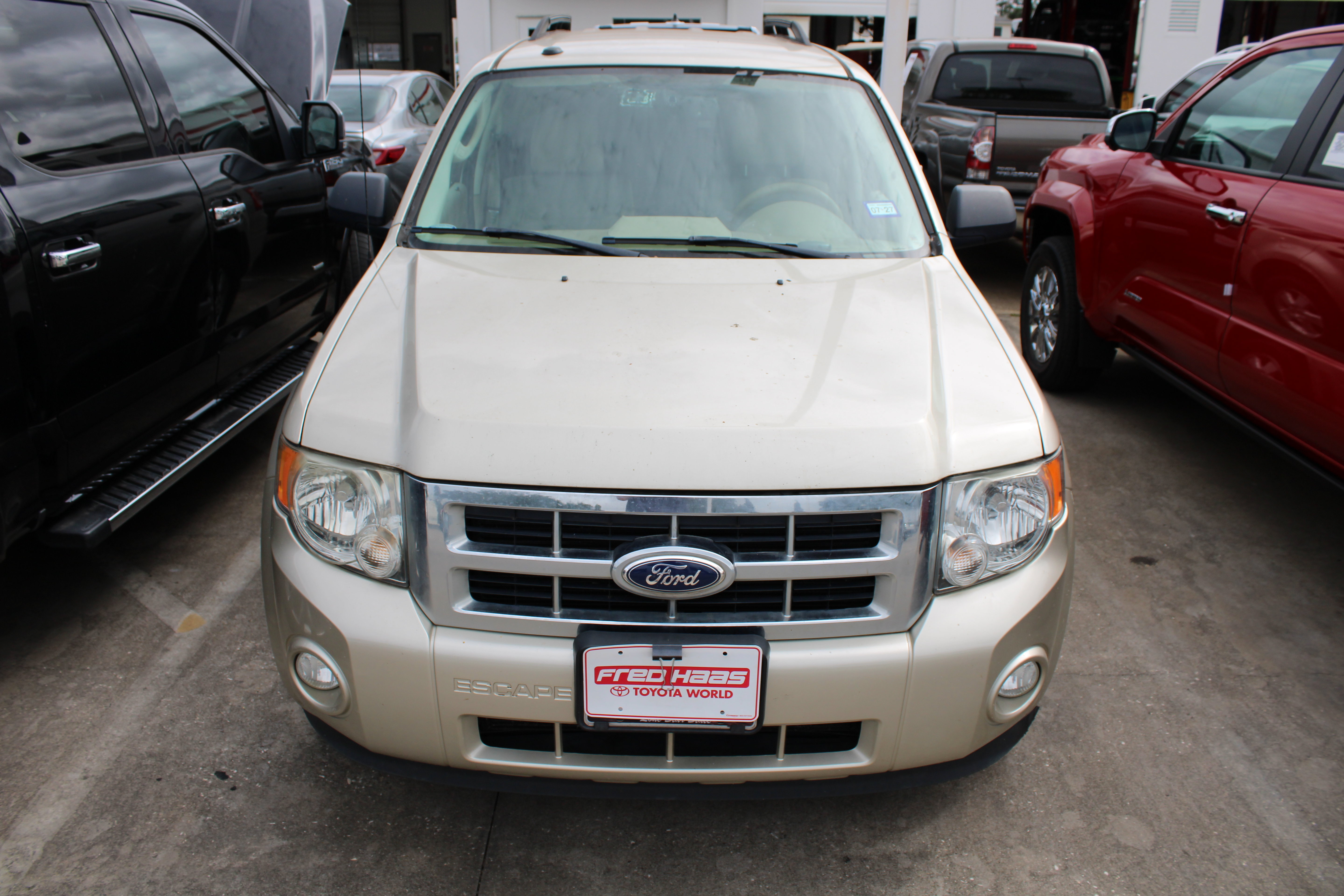 Used 2011 Ford Escape XLT FWD image 3
