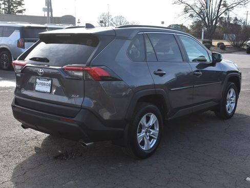 Used 2021 Toyota RAV4 XLE image 5