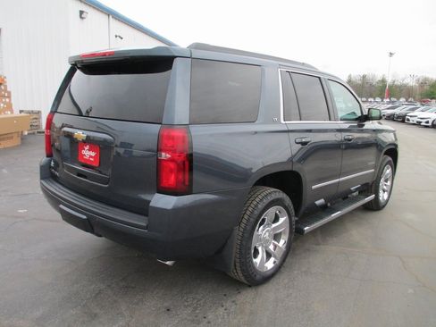 Used 2019 Chevrolet Tahoe LT w/ LT Signature Package image 3