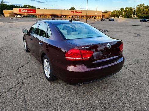 Used 2013 Volkswagen Passat 2.5 SE FWD image 6
