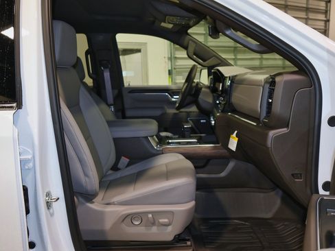 New 2026 GMC Sierra 1500 SLT w/ SLT Premium Plus Package image 26