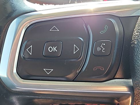 Used 2021 Jeep Gladiator Rubicon AWD/4WD image 22