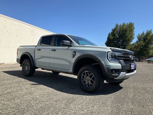 Used 2024 Ford Ranger XLT w/ Trailer Tow Package image 8
