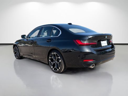 Used 2025 BMW 330i Sedan image 5