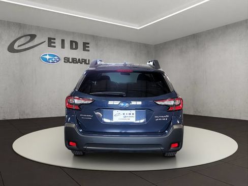 Used 2025 Subaru Outback Premium AWD/4WD image 13