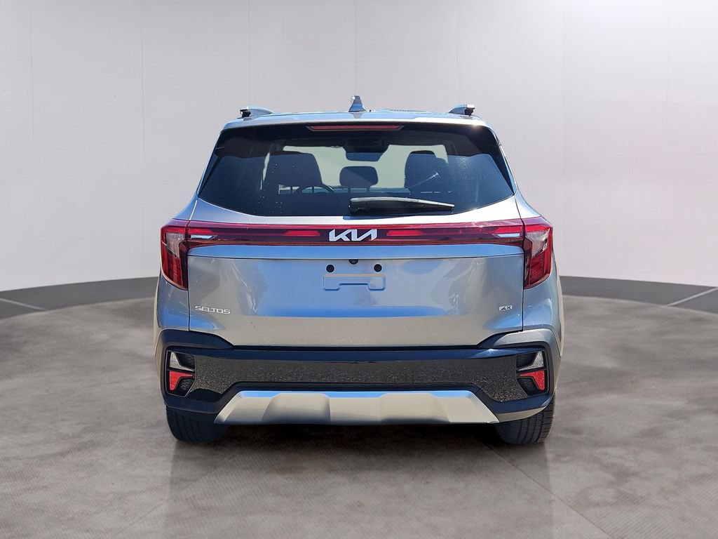 Certified 2024 Kia Seltos EX AWD/4WD image 5