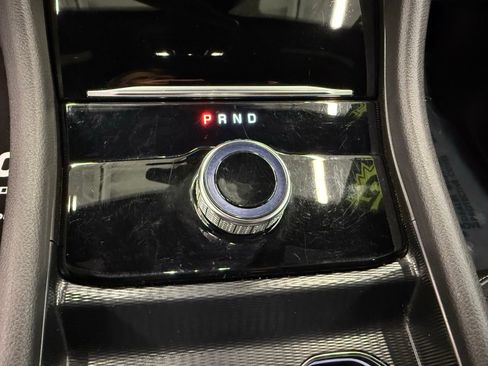 Used 2025 Jeep Grand Cherokee Altitude AWD/4WD image 15